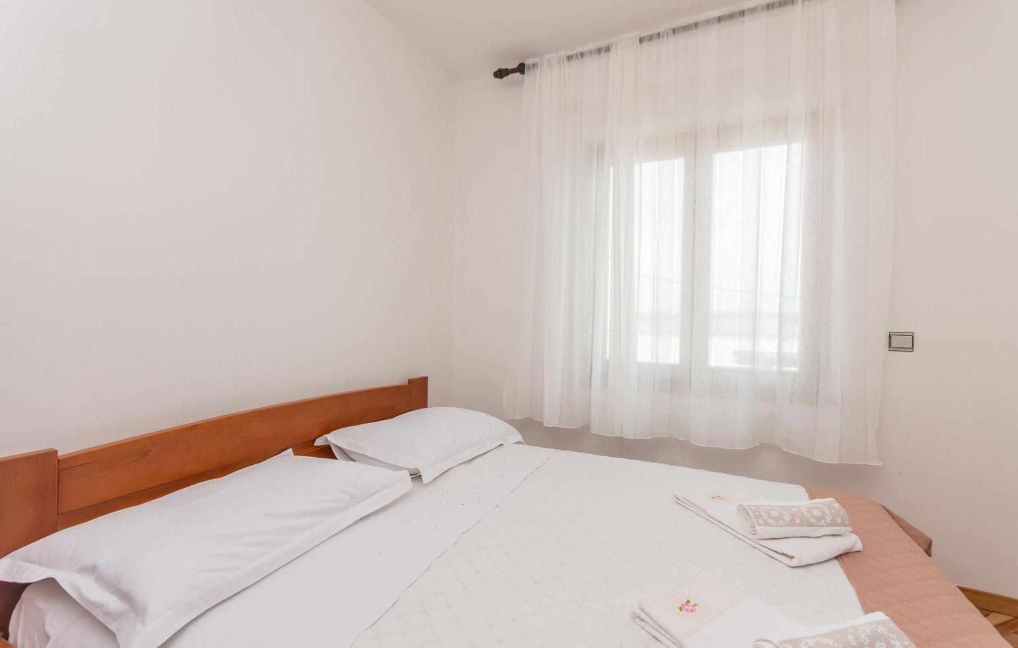 Apartment Blazenka - 20M From The Sea Tkon Buitenkant foto