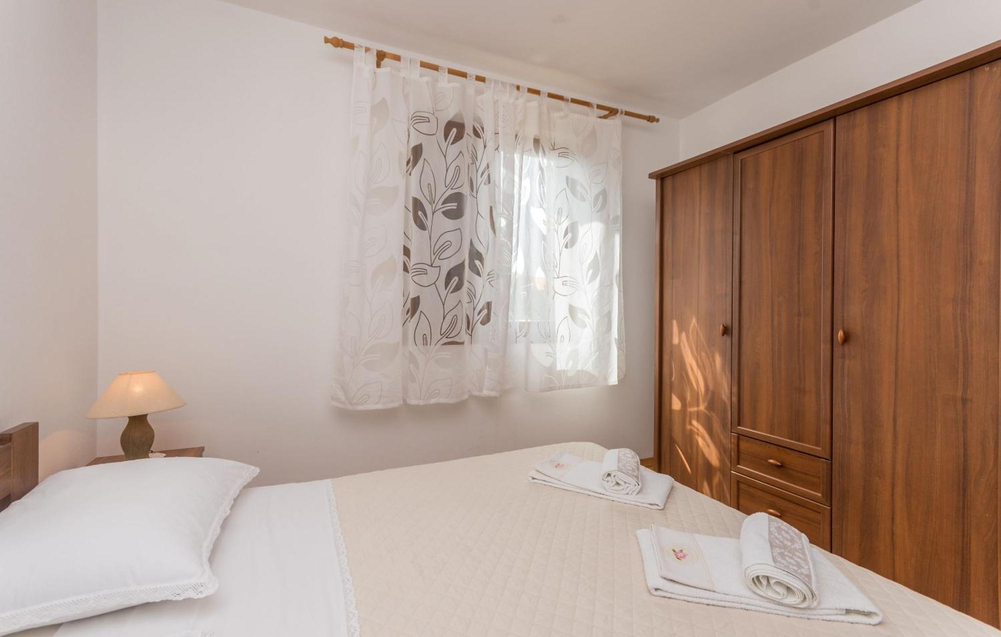 Apartment Blazenka - 20M From The Sea Tkon Buitenkant foto